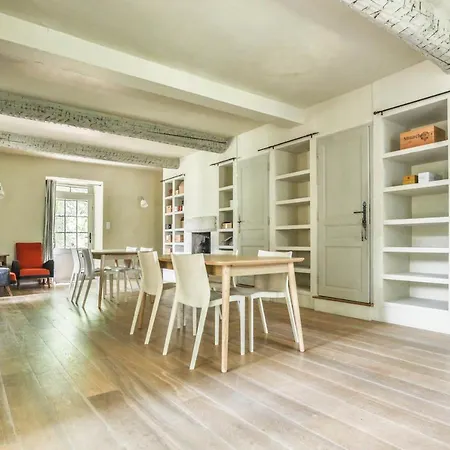 Le Prieure La Madelene Bed & Breakfast *
