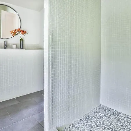 Bed & Breakfast Le Prieure La Madelene