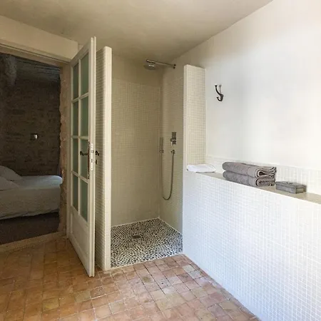 Le Prieure La Madelene Bed & Breakfast