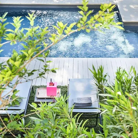 Le Prieure La Madelene Bed & Breakfast